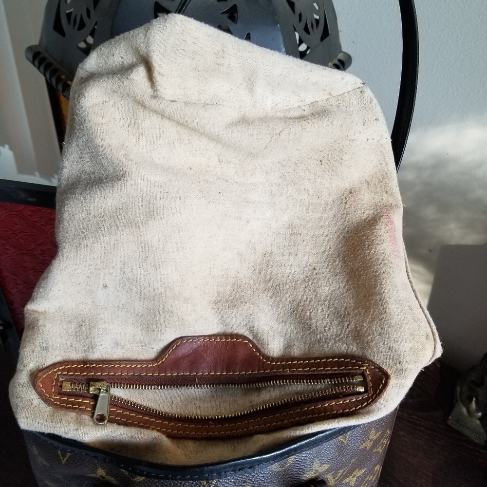 LOUIS VUITTON sale!  sale! CUSTOM BLACK PETIT BUCKET - Picture 10 of 12
